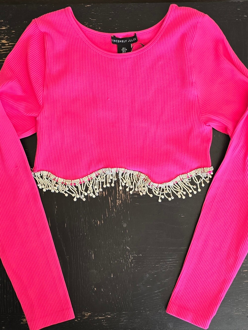 NWT Sincerely Jules Bright Pink Long Sleeve Beaded Crop Top Womens Sz Large - Picture 5 of 11